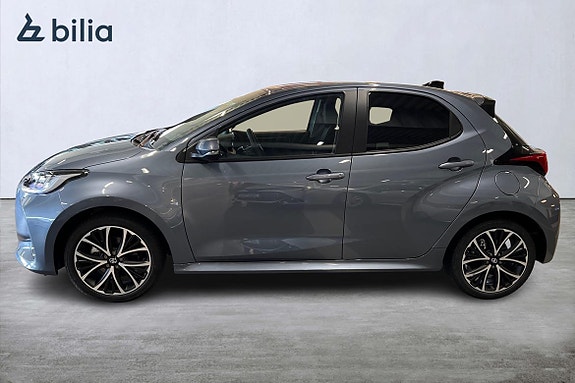 Toyota Yaris 3 of 22