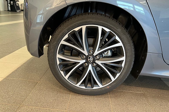 Toyota Yaris 17 of 22