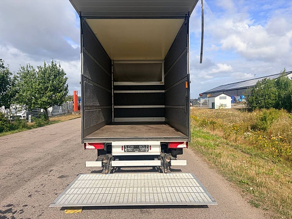 Mercedes-Benz Sprinter 316 CDI 9 of 12