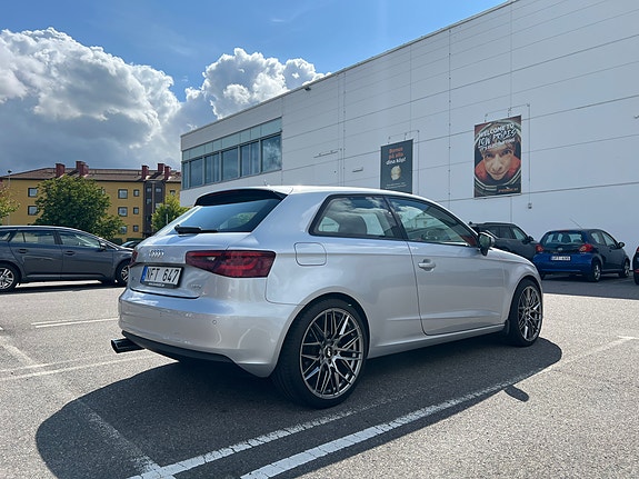 Audi A3 2 of 16