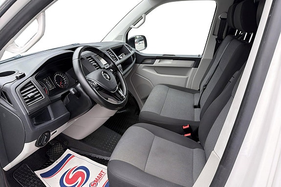 Volkswagen Transporter 10 of 18