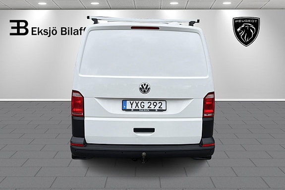 Volkswagen Transporter 6 of 18