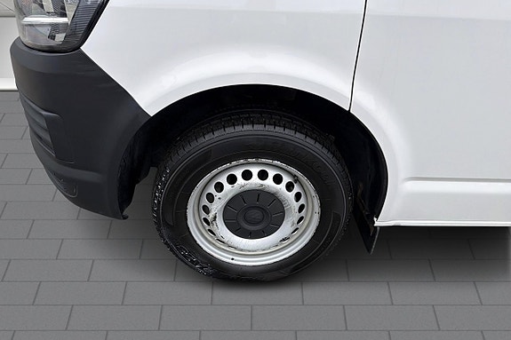 Volkswagen Transporter 9 of 18