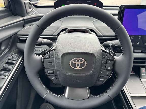 Toyota C-HR 20 of 27