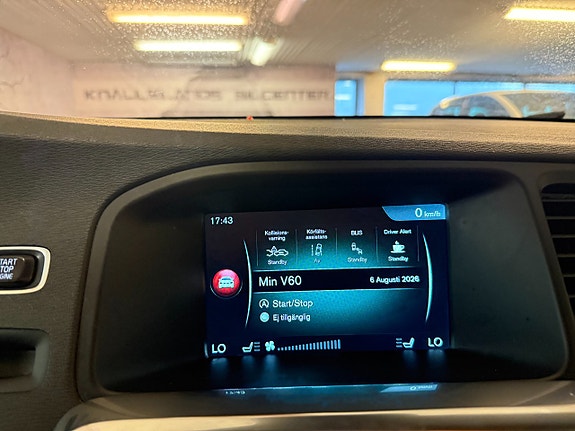 Volvo V60 13 of 18