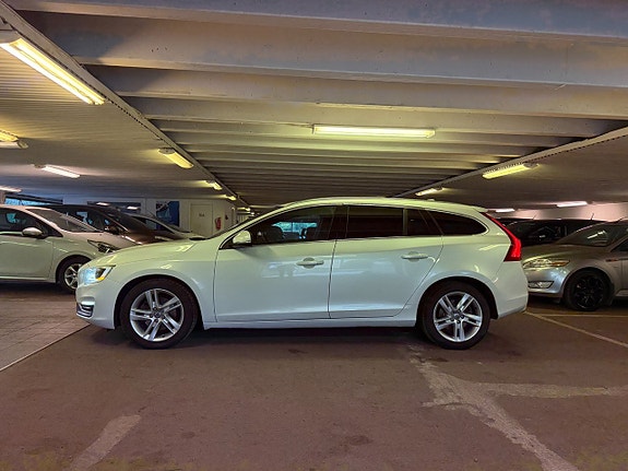 Volvo V60 18 of 18