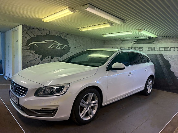 Volvo V60 3 of 18