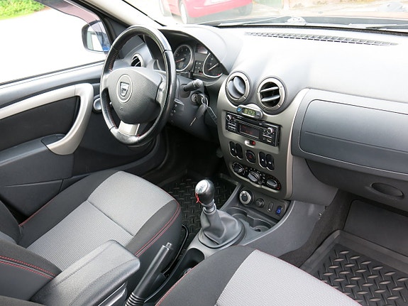Dacia Duster 16 of 21