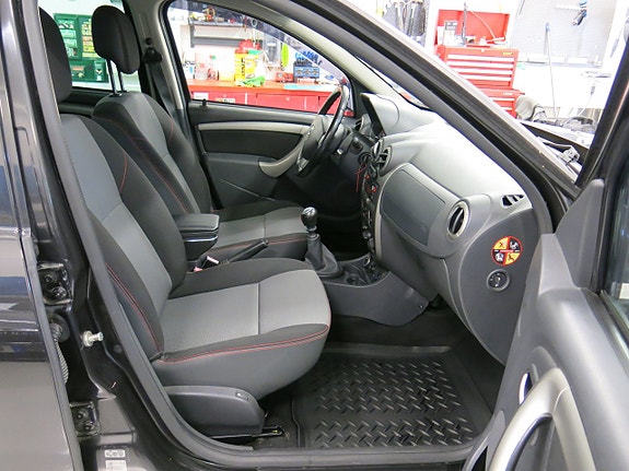 Dacia Duster 21 of 22