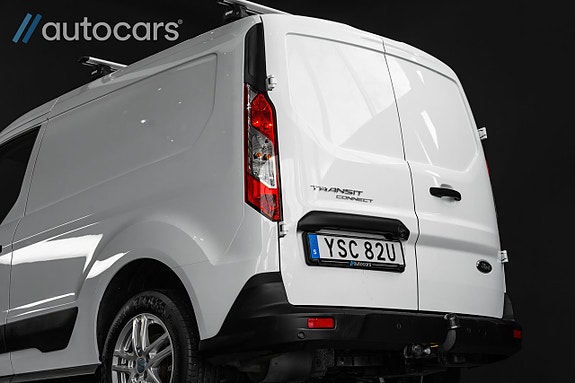 Ford Transit Connect 13 of 30