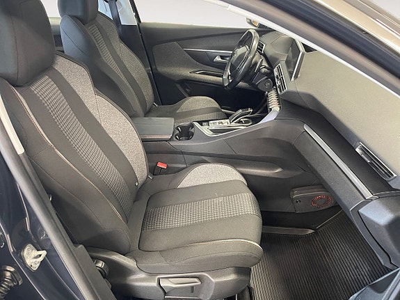 Peugeot 3008 16 of 26