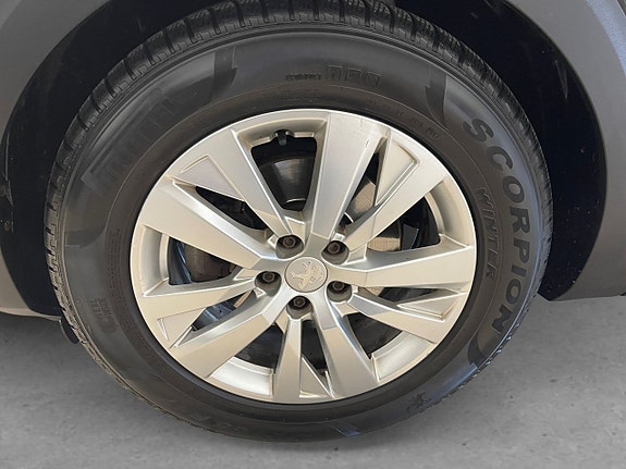 Peugeot 3008 8 of 26