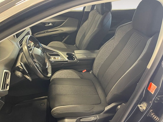 Peugeot 3008 10 of 26