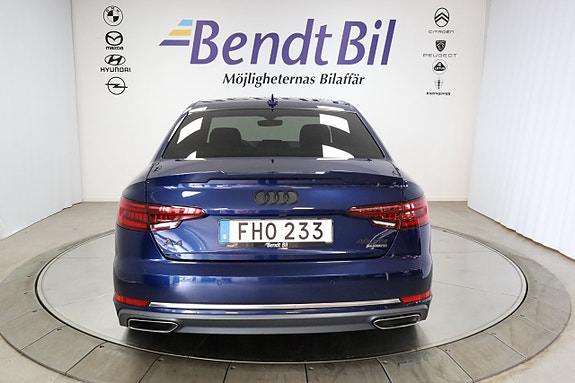 Audi A4 9 of 25