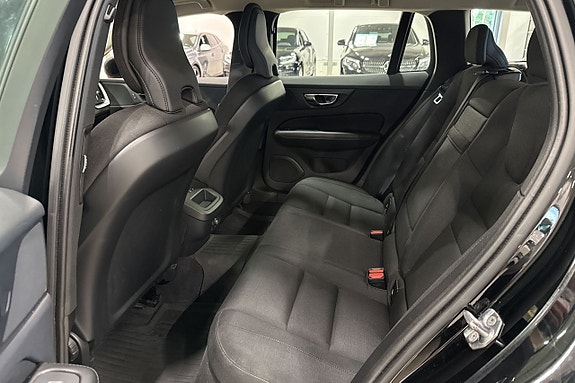 Volvo V60 22 of 24