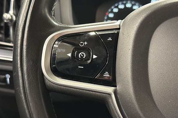 Volvo V60 11 of 24