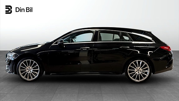 Mercedes-Benz CLA180 2 of 10