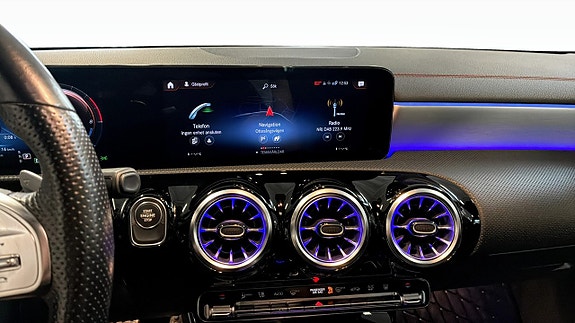 Mercedes-Benz CLA180 9 of 10