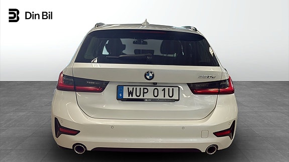 BMW 330e 5 of 12
