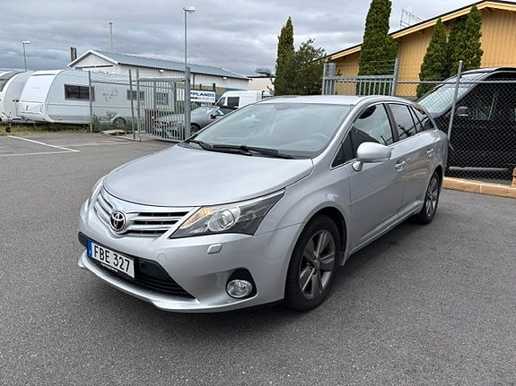 Toyota Avensis 4 of 11