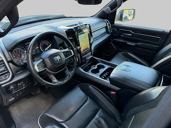 Dodge RAM 1500 12 of 18