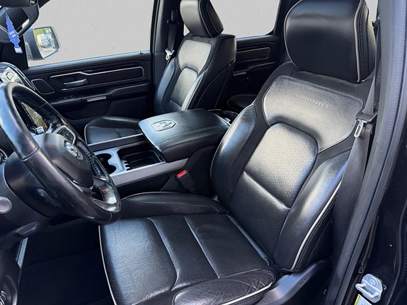 Dodge RAM 1500 15 of 18