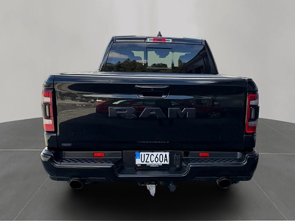 Dodge RAM 1500 4 of 18