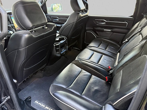 Dodge RAM 1500 18 of 18