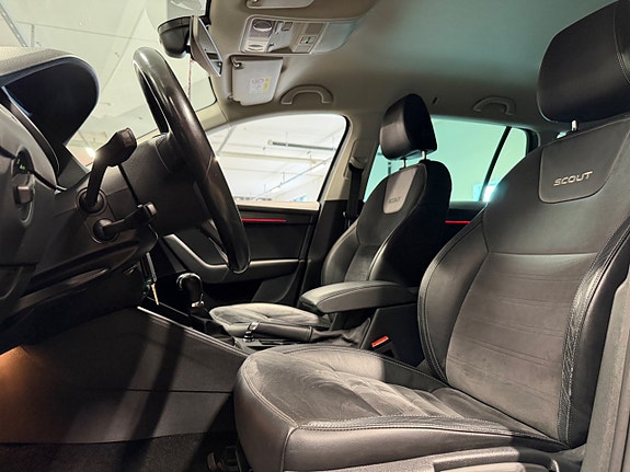 Skoda Octavia Scout 12 of 19