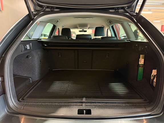 Skoda Octavia Scout 6 of 19