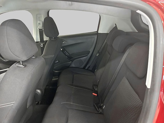 Peugeot 208 10 of 18