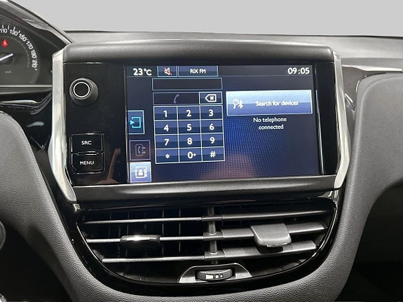 Peugeot 208 15 of 18