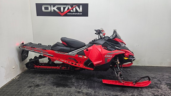 Lynx Xterrain RE900 ACE Turbo R Silver/red 4 of 6