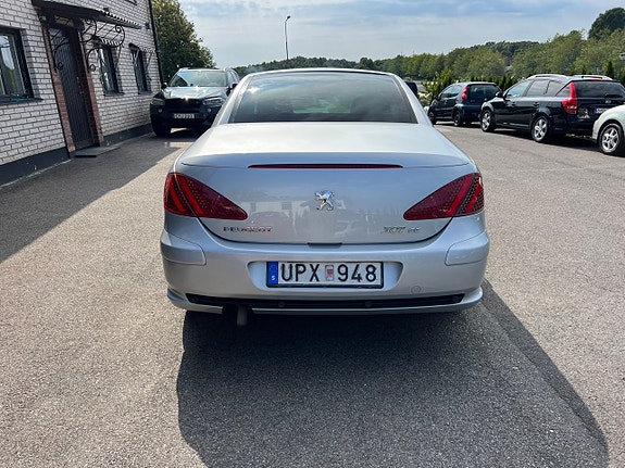Peugeot 307 CC 26 of 30