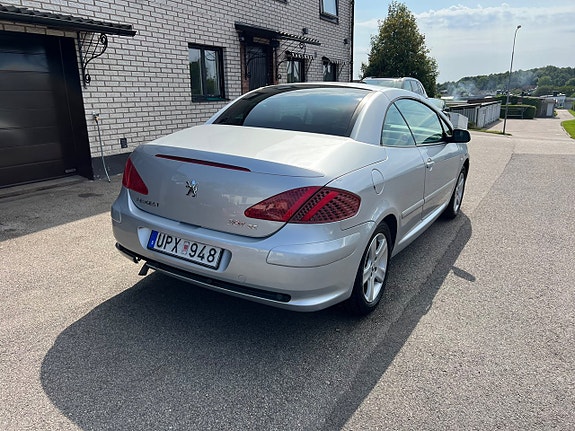 Peugeot 307 CC 27 of 30