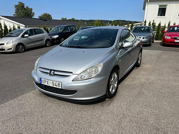 Peugeot 307 CC 21 of 30