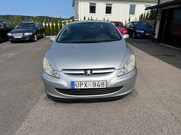 Peugeot 307 CC 20 of 30