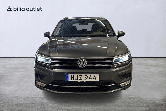 Volkswagen Tiguan 8 of 30