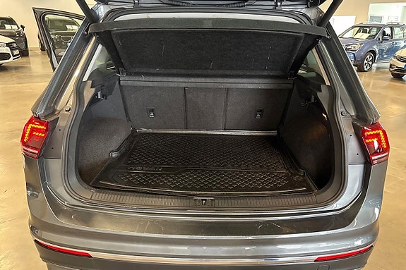Volkswagen Tiguan 15 of 30