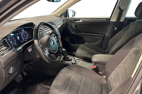 Volkswagen Tiguan 11 of 30