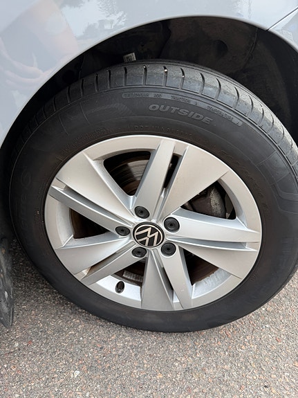 Volkswagen Golf VIII 16 of 19