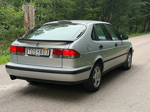 Saab 9-3 2 of 8