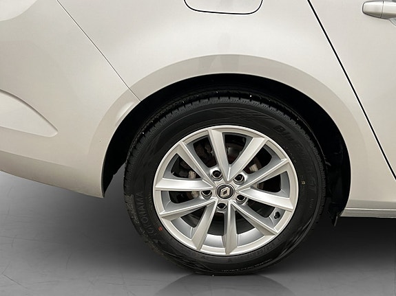 Renault Megane 29 of 30
