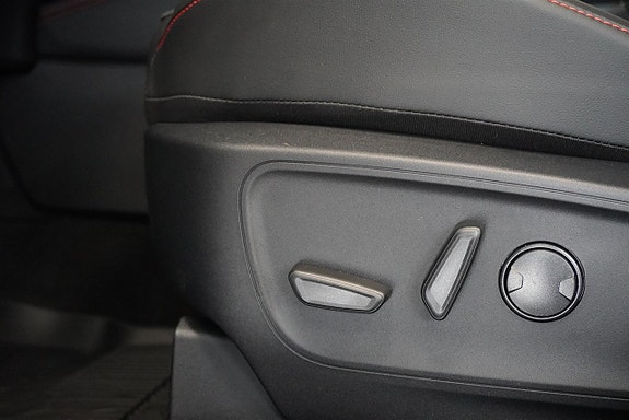 Ford Kuga 8 of 13