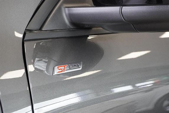 Ford Kuga 13 of 13