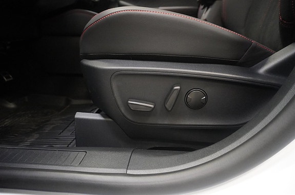 Ford Kuga 13 of 20
