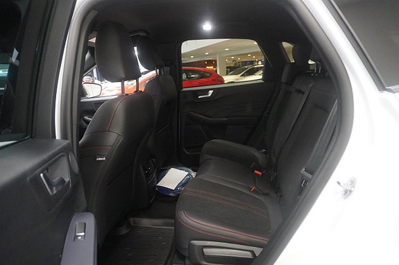 Ford Kuga 14 of 20