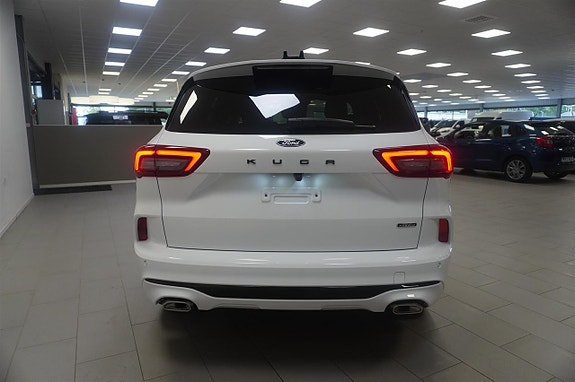 Ford Kuga 16 of 20