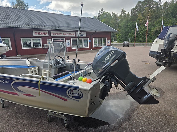 Linder 460 arkip med Yamaha F40 2 of 3