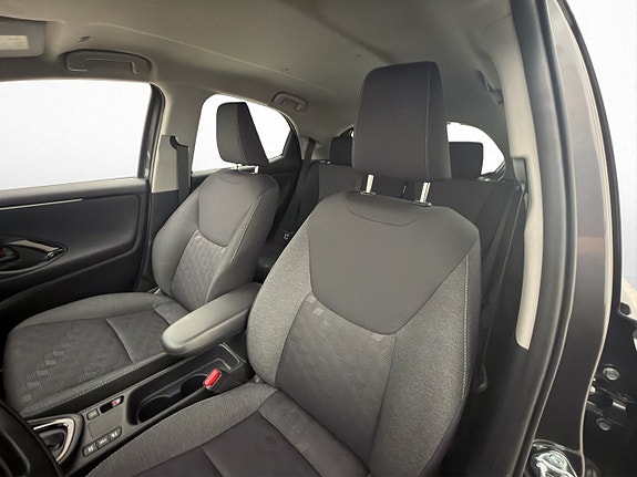 Toyota Yaris 11 of 30